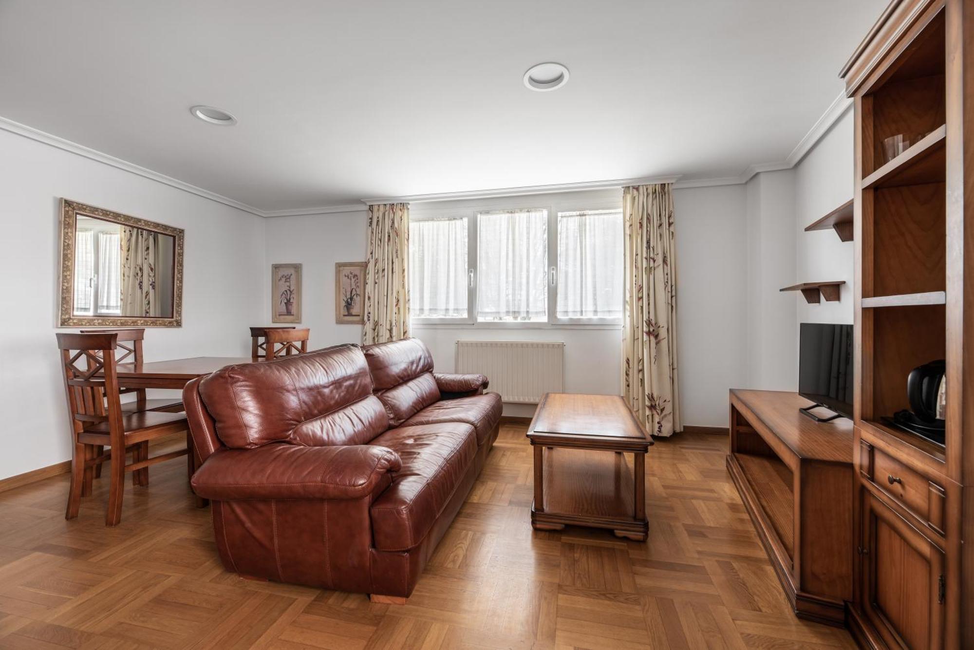 Apartamentos El Cid Burgo Exteriör bild